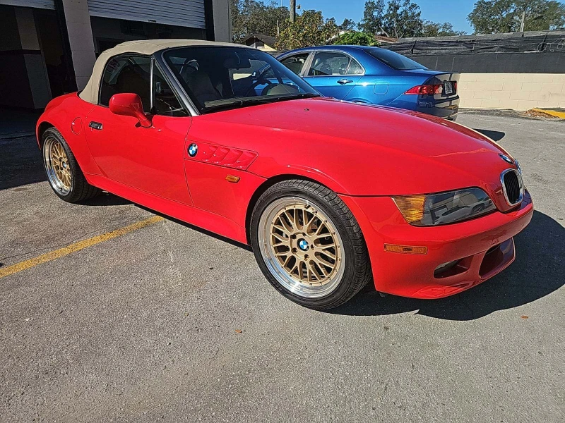 BMW Z3 CARFAX АВТО КРЕДИТ , снимка 2 - Автомобили и джипове - 49506336