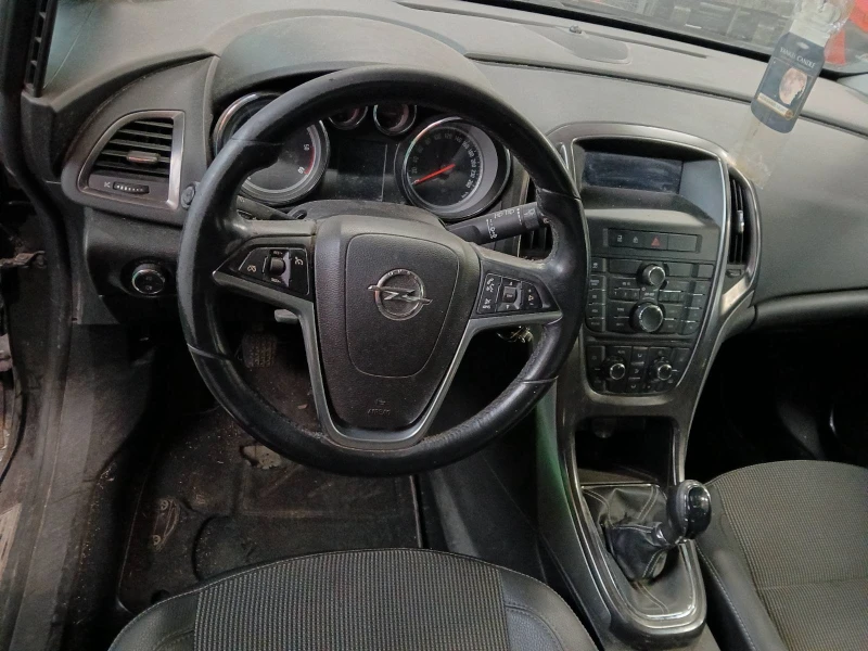 Opel Astra 1.7cdti, снимка 6 - Автомобили и джипове - 49999245