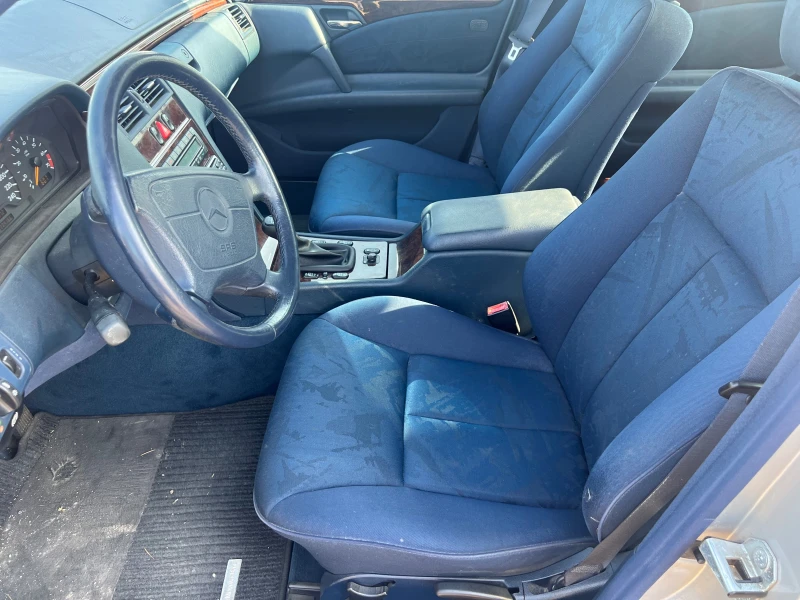 Mercedes-Benz E 200 E 200 ELEGANCE, снимка 9 - Автомобили и джипове - 50599299