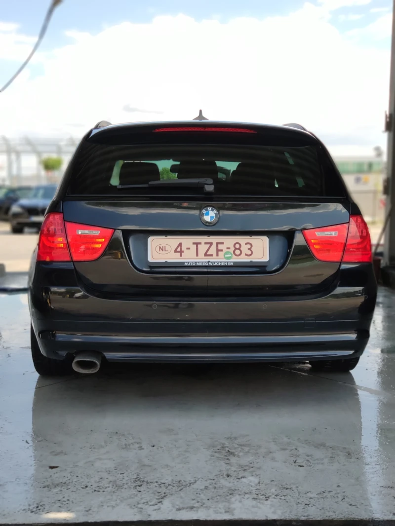 BMW 320, снимка 2 - Автомобили и джипове - 51235175