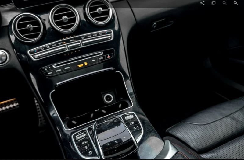 Mercedes-Benz C 43 AMG BSM | NAVI | BURMESTER | RED SEATBELT | КРАЙНА ЦЕН, снимка 4 - Автомобили и джипове - 52749292