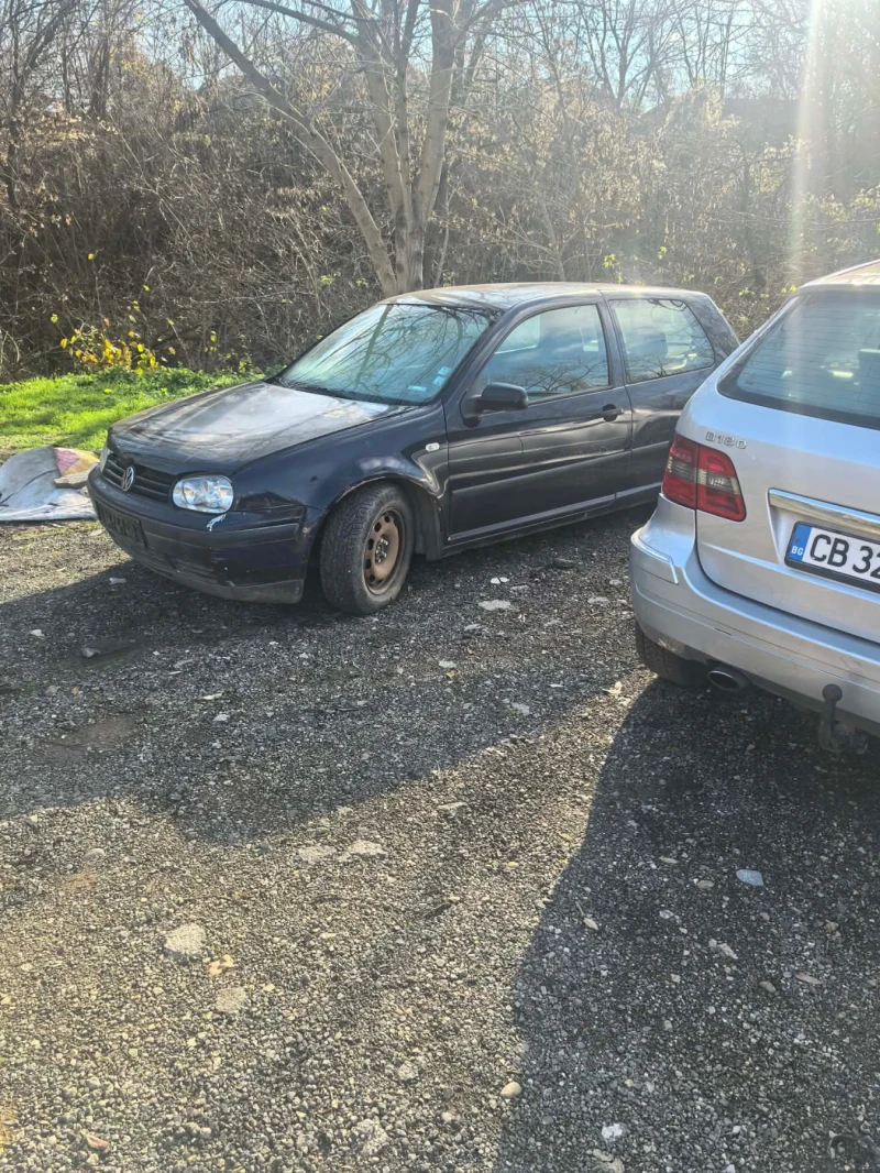 VW Golf, снимка 2 - Автомобили и джипове - 53025804