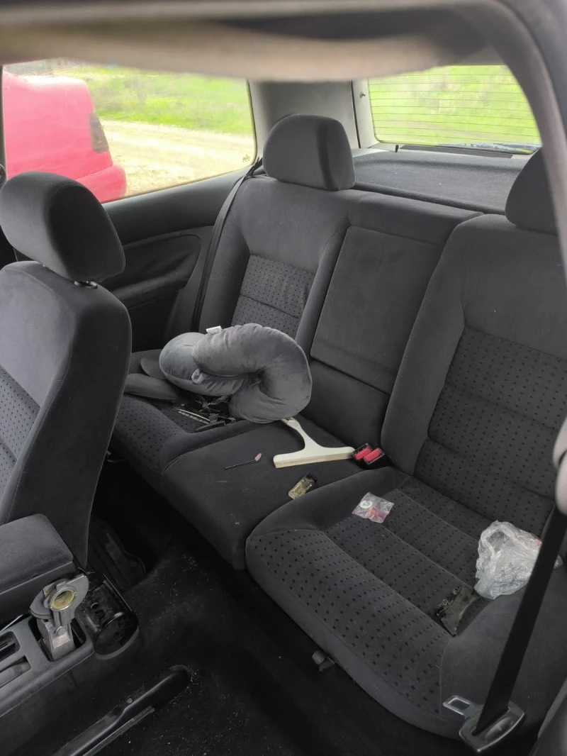 VW Golf, снимка 5 - Автомобили и джипове - 53025804