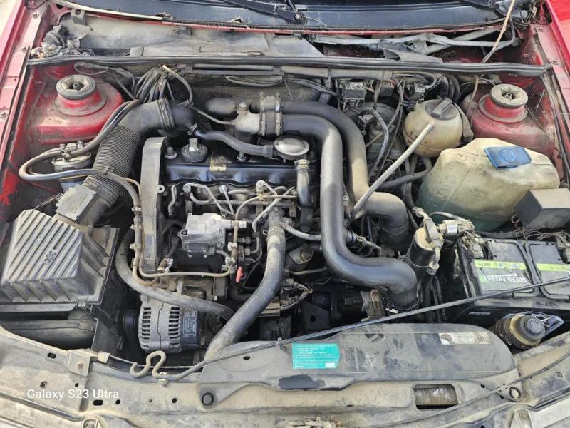 VW Passat 1.9 TDI, снимка 6 - Автомобили и джипове - 53282896