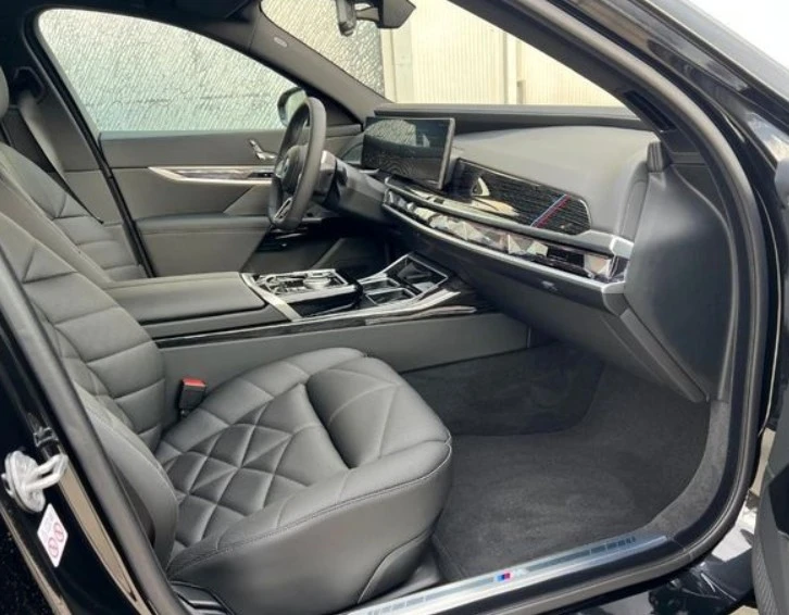 BMW i7 xDrive60 M-Sport Pro, снимка 6 - Автомобили и джипове - 52652609