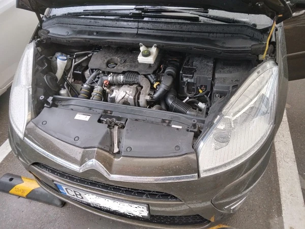 Citroen C4 Picasso, снимка 2 - Автомобили и джипове - 54780319