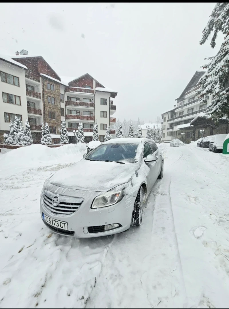 Opel Insignia 2.0 4x4 Sport Tourer, снимка 12 - Автомобили и джипове - 55710863