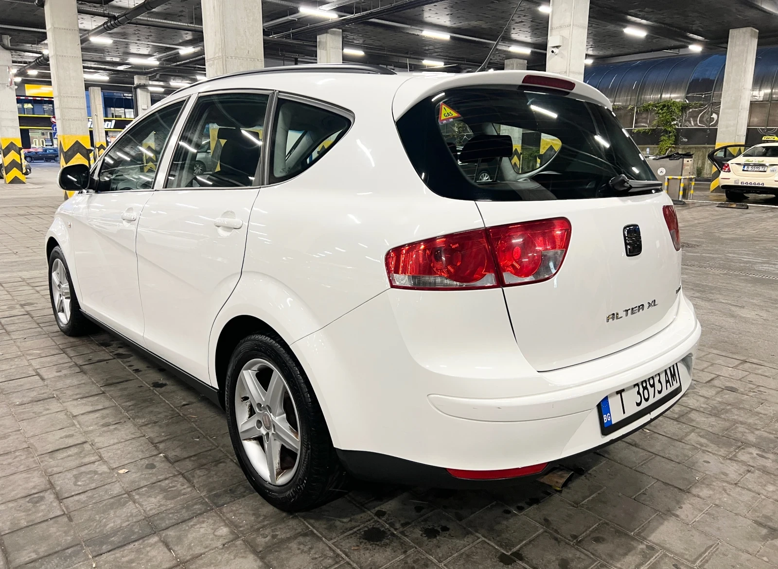 Seat Altea XL 2012г. 1.6 LPG Facelift - изображение 5