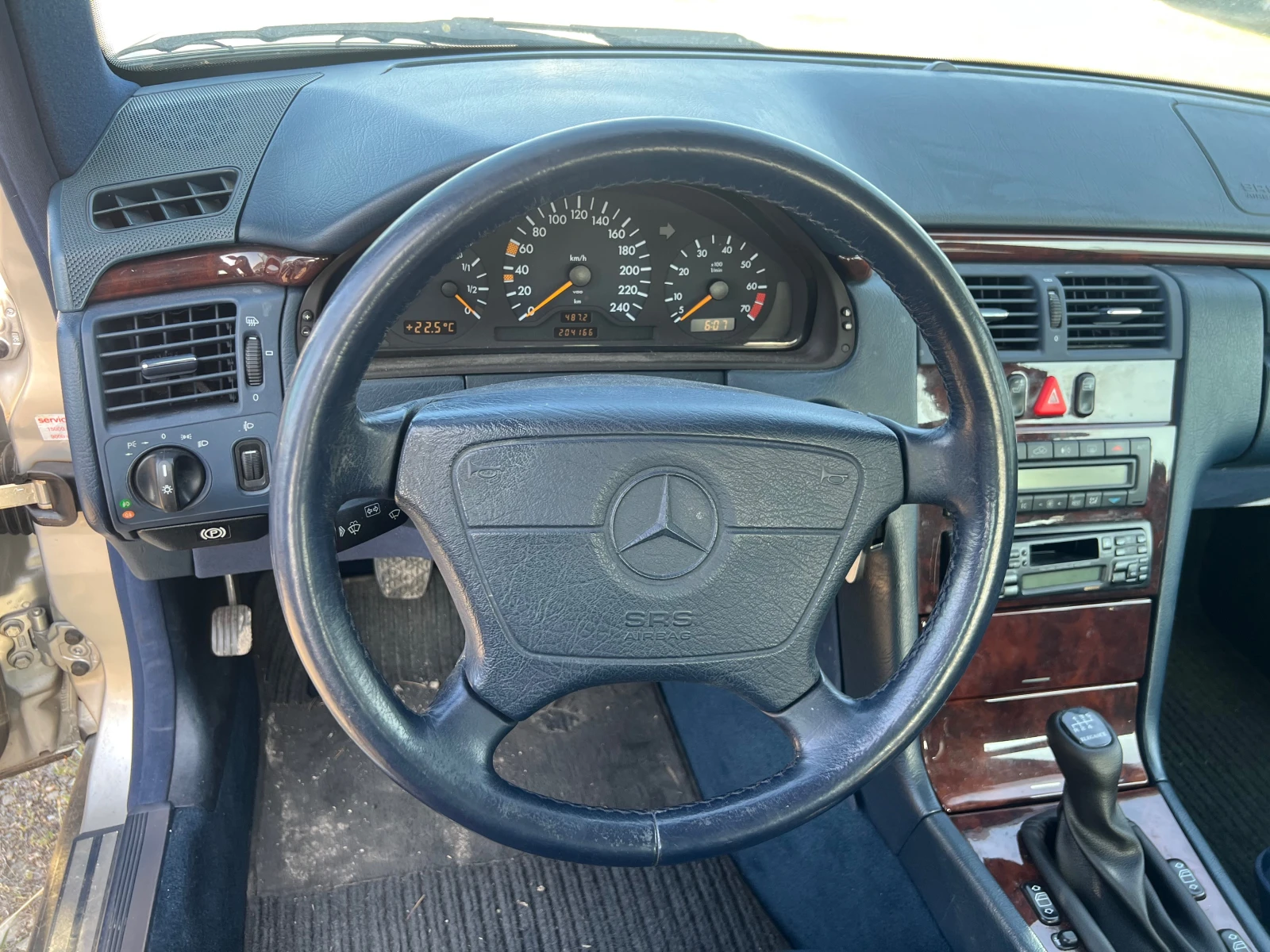 Mercedes-Benz E 200 E 200 ELEGANCE | Mobile.bg   11