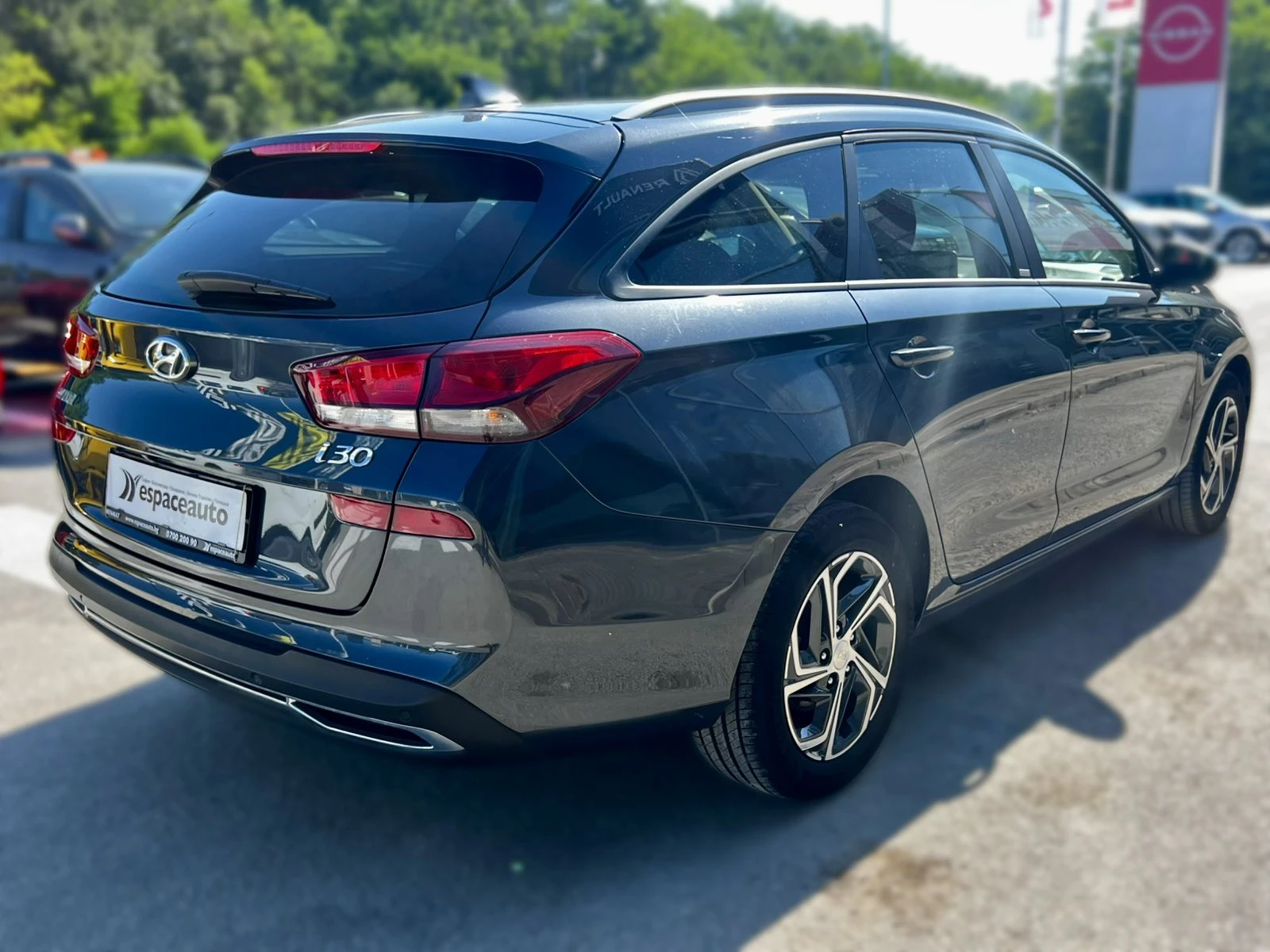 Hyundai I30 CW 1.6 CRDi / 115 к.с. / DCT - изображение 4