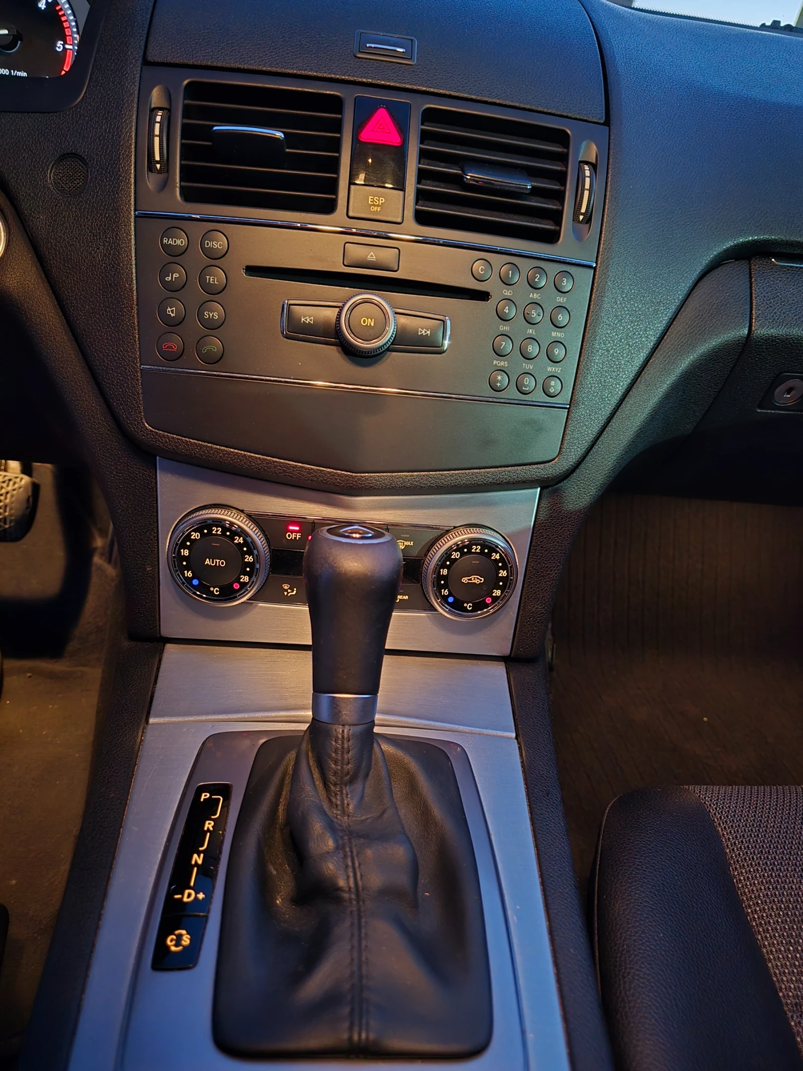 Mercedes-Benz C 220 2200 - изображение 8