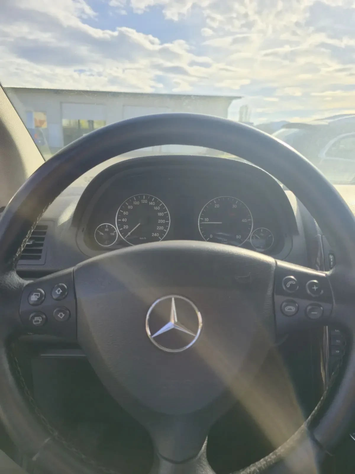 Mercedes-Benz A 180 2.0 | Mobile.bg   7