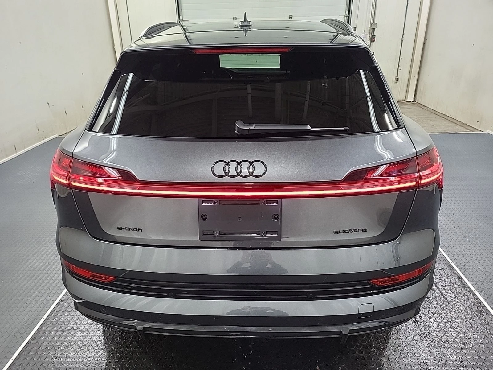 Audi E-Tron TECHNIK � ����������� & ���� ������ | Mobile.bg � ����������� 6