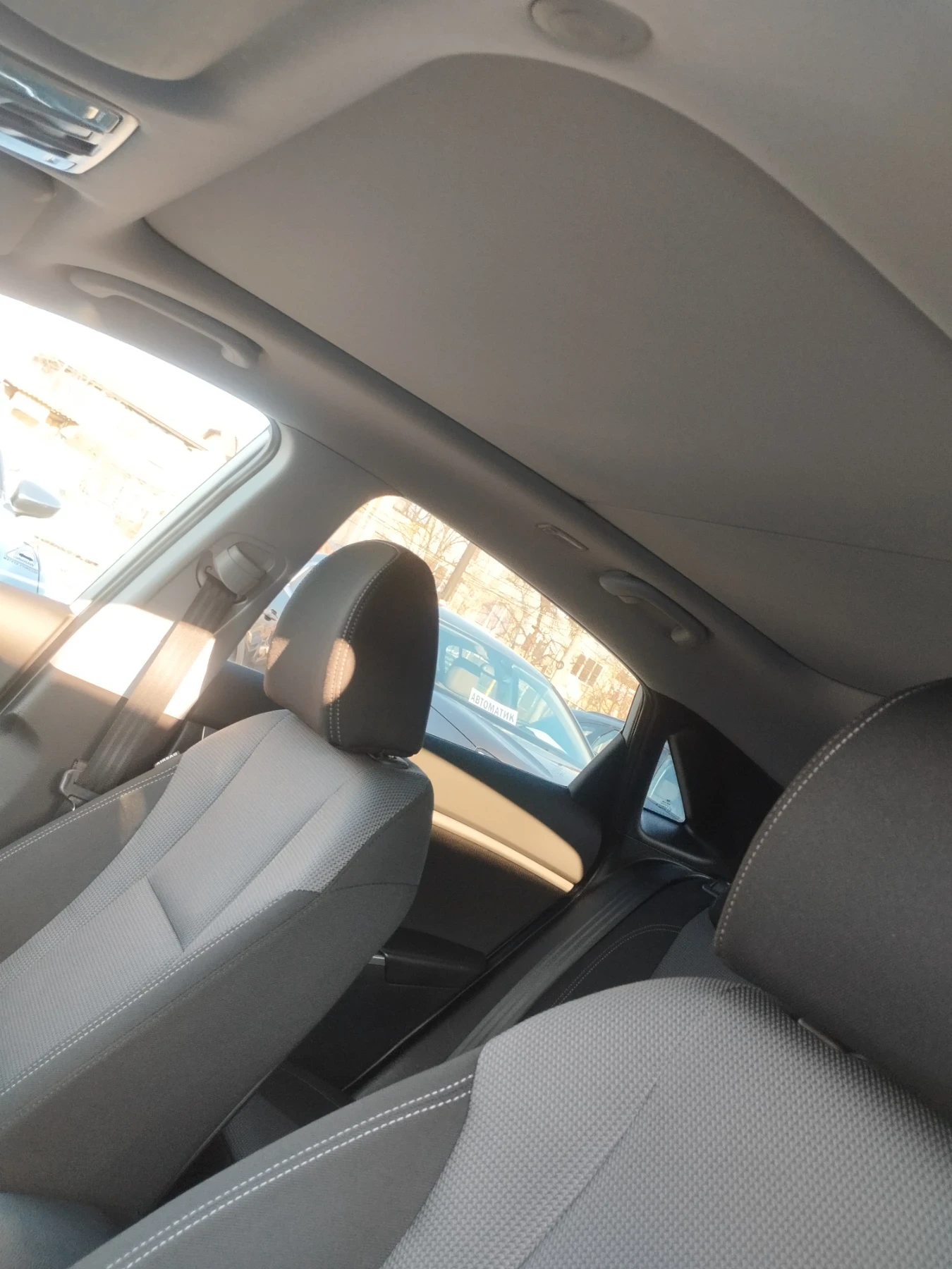 Hyundai I30 1.6 benzin panorama facelift , снимка 9 - Автомобили и джипове - 53737926