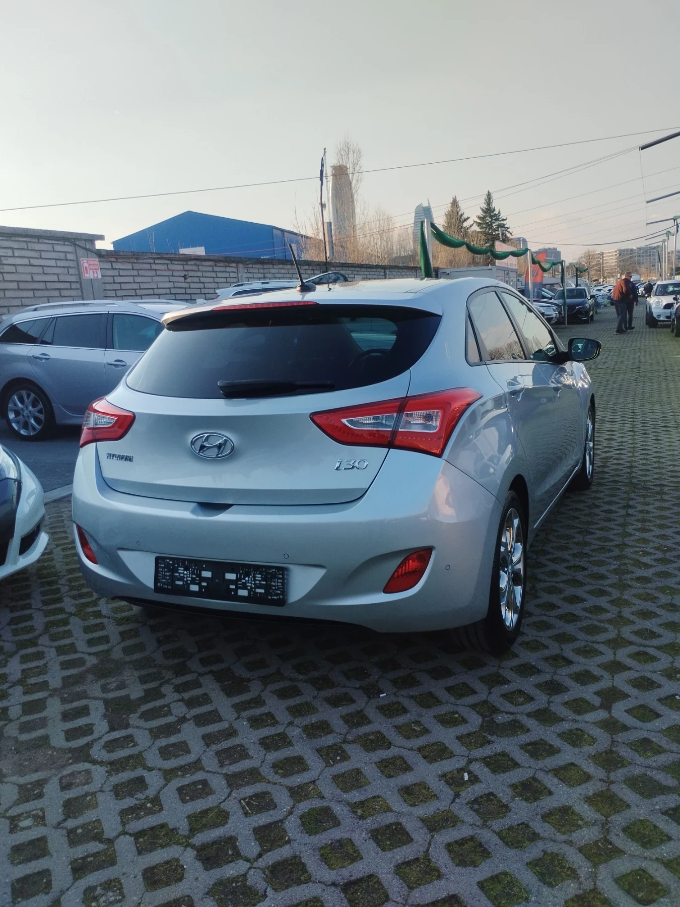 Hyundai I30 1.6 benzin panorama facelift , снимка 12 - Автомобили и джипове - 53737926