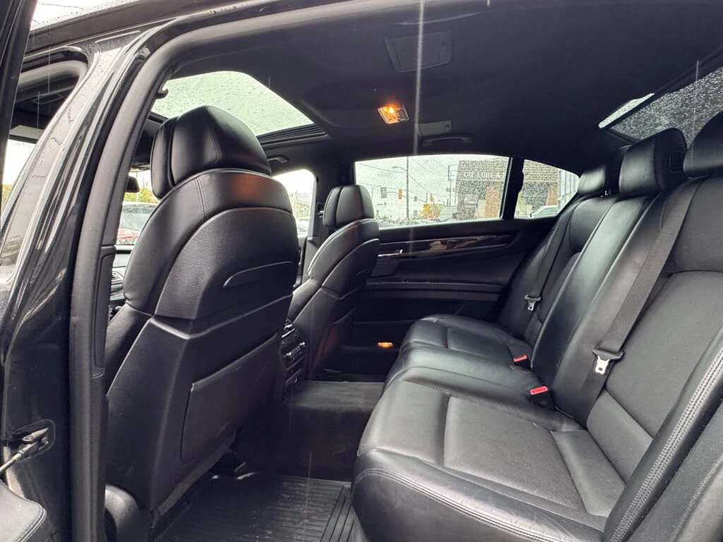 BMW 750 Li* ALPINA* X-DRIVE АвтоКредит(ЦЕНА ДО БГ), снимка 15 - Автомобили и джипове - 53774577