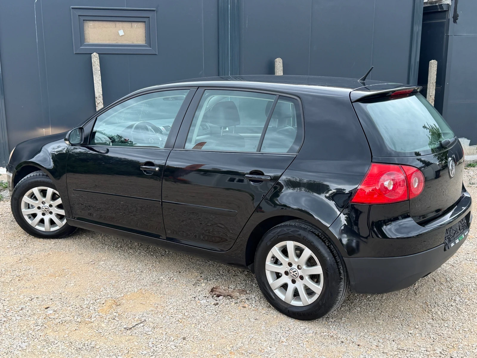 VW Golf 1.9TDI/105/КОЖА+ АЛКАНТАРА/НОВ СЪЕДИНИТЕЛ, снимка 6 - Автомобили и джипове - 54645908