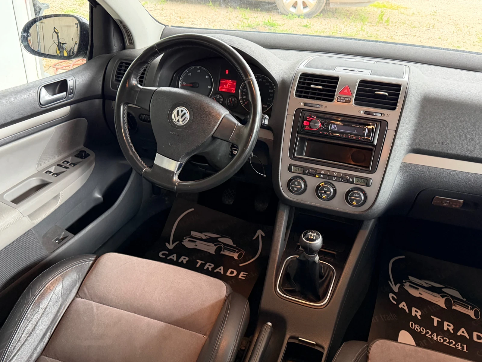 VW Golf 1.9TDI/105/КОЖА+ АЛКАНТАРА/НОВ СЪЕДИНИТЕЛ, снимка 9 - Автомобили и джипове - 54645908