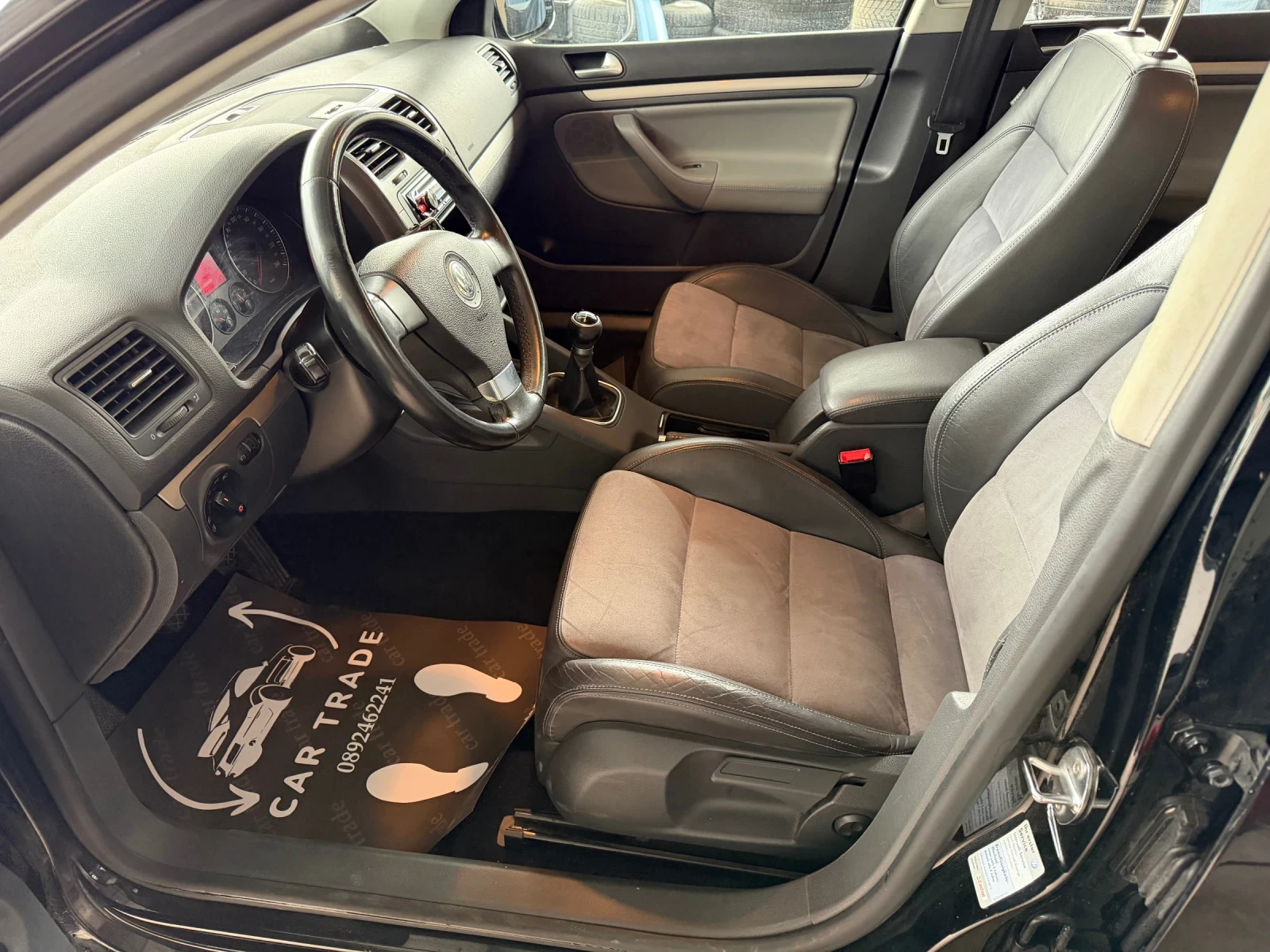 VW Golf 1.9TDI/105/КОЖА+ АЛКАНТАРА/НОВ СЪЕДИНИТЕЛ, снимка 8 - Автомобили и джипове - 54645908