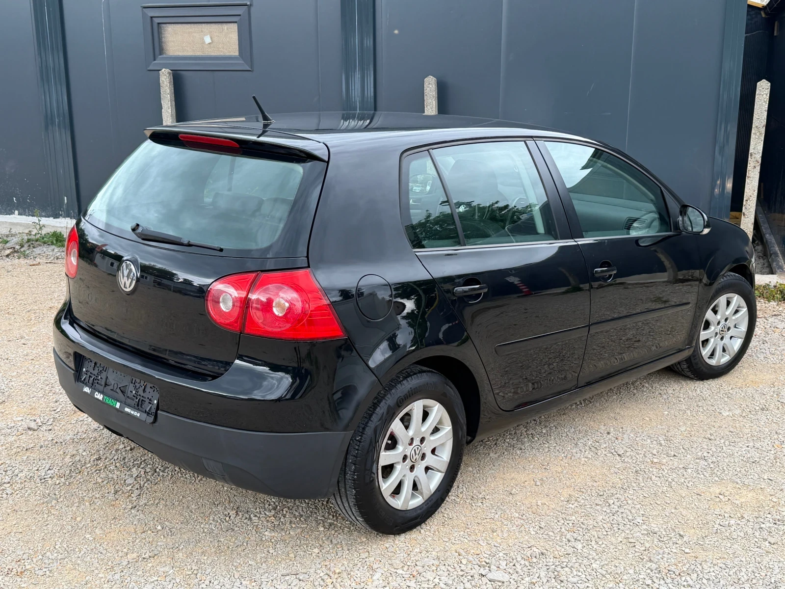 VW Golf 1.9TDI/105/КОЖА+ АЛКАНТАРА/НОВ СЪЕДИНИТЕЛ, снимка 4 - Автомобили и джипове - 54645908