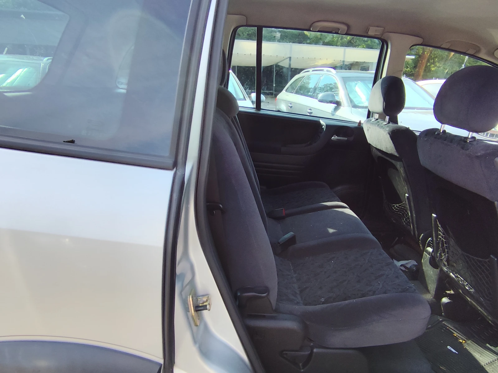 Opel Zafira 2.0TD* KLIMA* , снимка 12 - Автомобили и джипове - 54797682