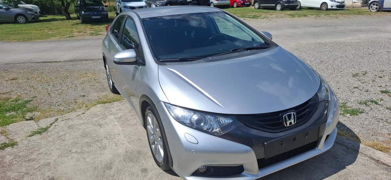 Honda Civic 1.6 disel 120kc 2013, снимка 3 - Автомобили и джипове - 55407293