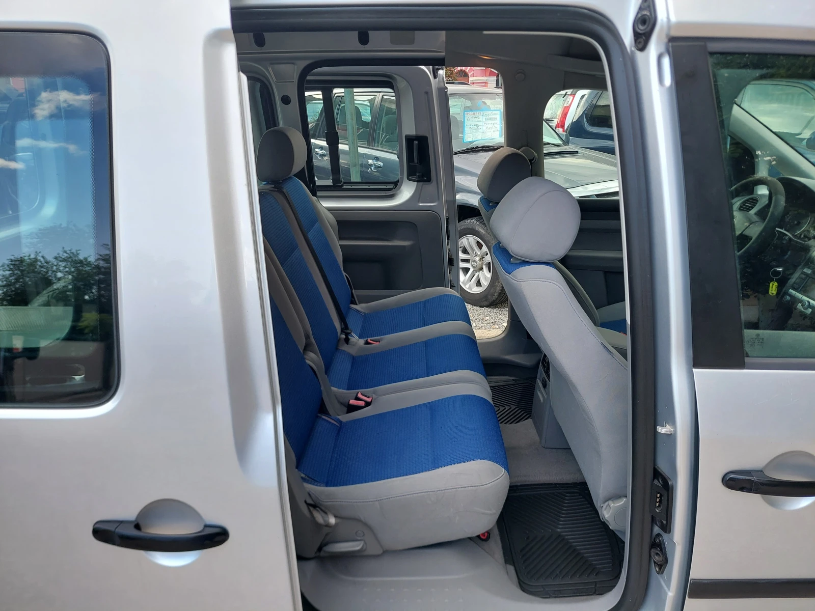 VW Caddy 6-СКОРОСТИ-5-местен-ТОП СЪСТОЯНИЕ КАДИ ЛАЙФ, снимка 11 - Автомобили и джипове - 55434921
