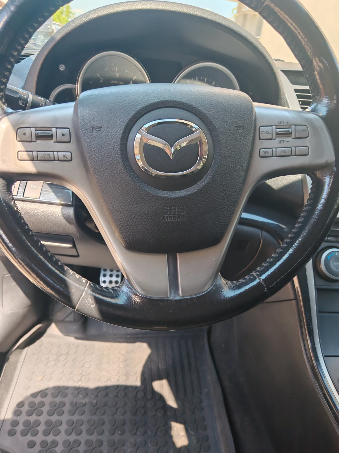 Mazda 6 Комби, снимка 13 - Автомобили и джипове - 55780522