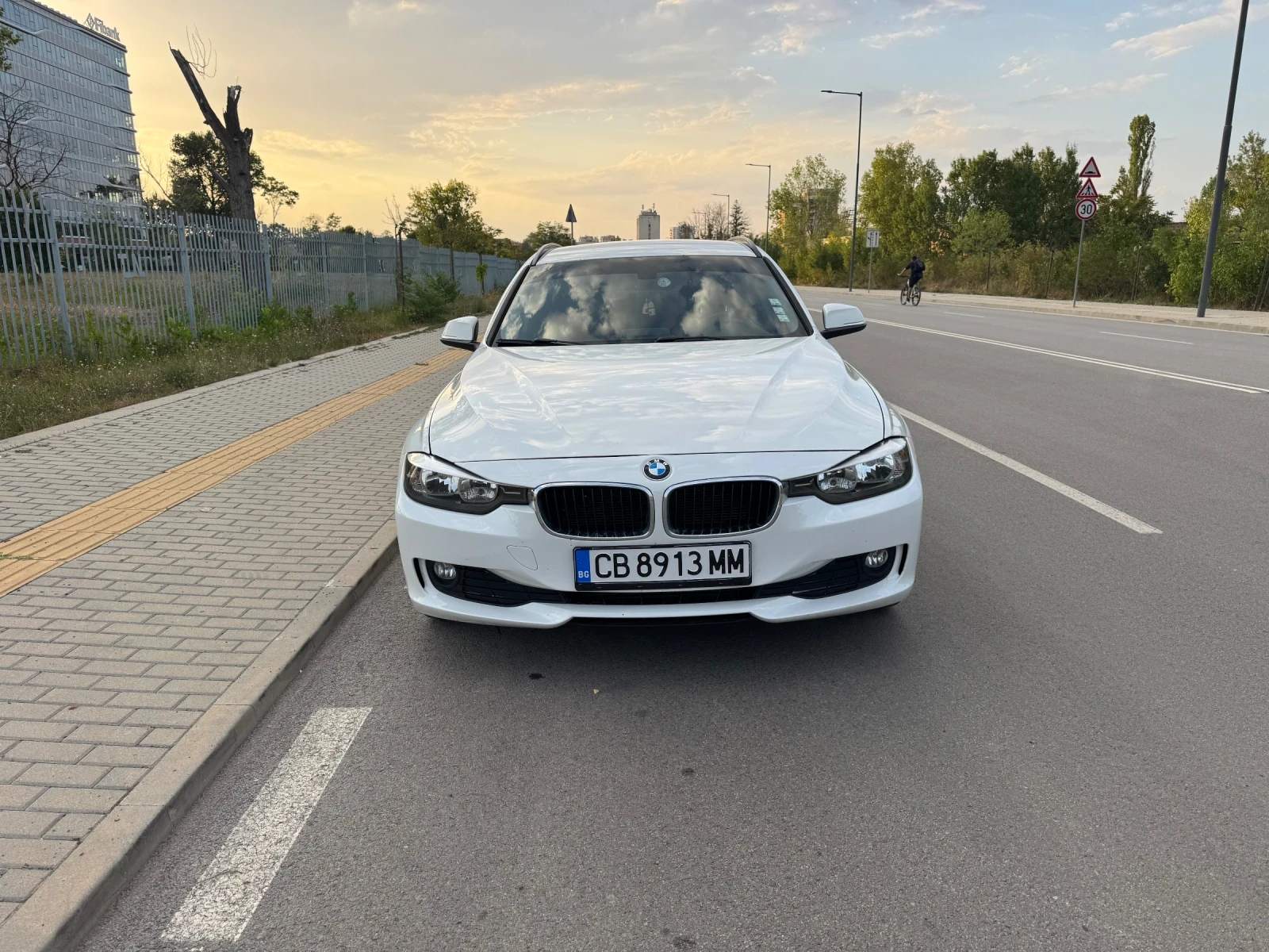 BMW 320