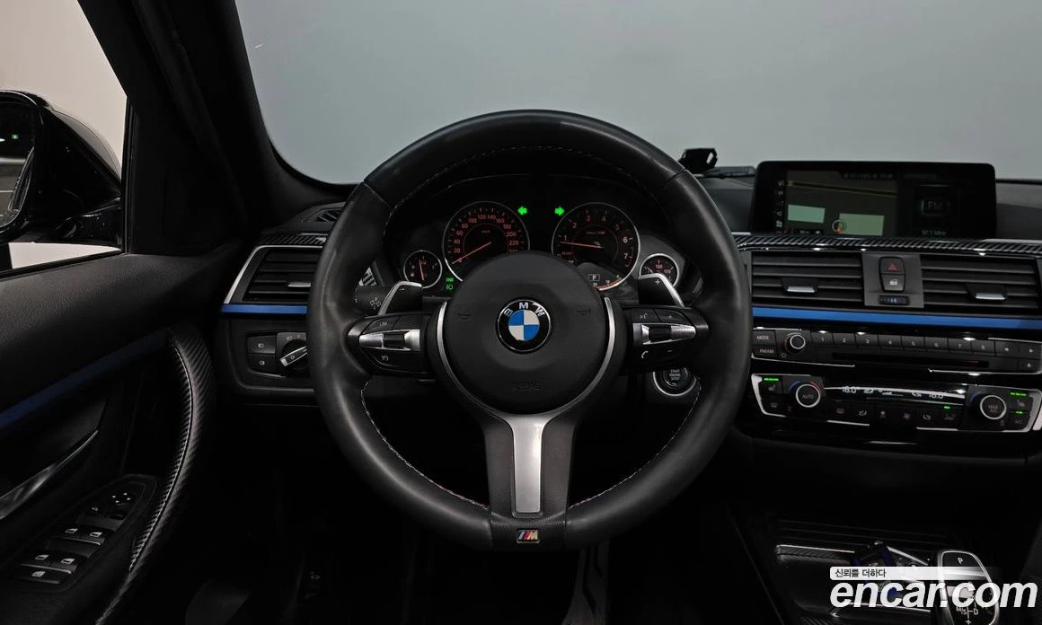 BMW 320 320i M Sport, снимка 17 - Автомобили и джипове - 56156545