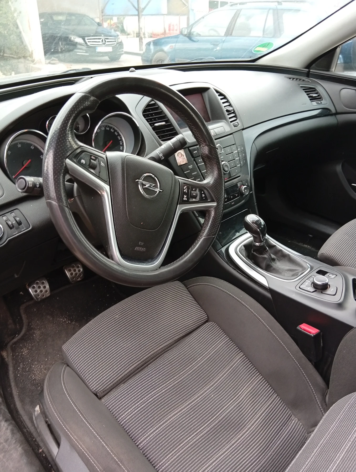 Opel Insignia, снимка 5 - Автомобили и джипове - 56184785