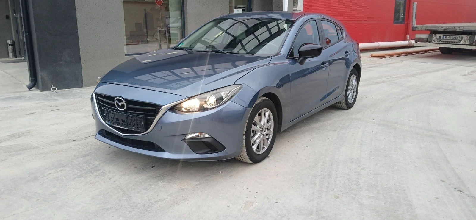Mazda 3