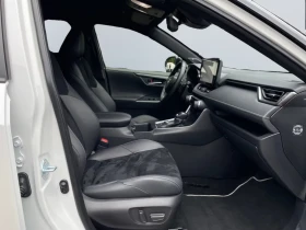 Toyota Rav4 2.5PHEV/GR-SPORT/222HP/4X4/360/JBL/HUD/KLESS/376z, снимка 13