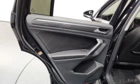 VW Tiguan ПОДГРЕВИ * ПАНО * KEYLESS * АВТОКРЕДИТ * HEAD-UP - 18400 € / 35987.27 лв. - 41791345 15