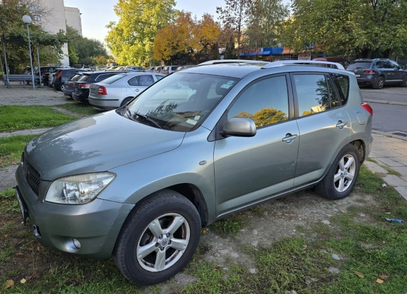 Toyota Rav4, снимка 1 - Автомобили и джипове - 47648786