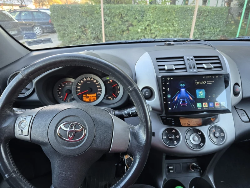 Toyota Rav4, снимка 5 - Автомобили и джипове - 47648786