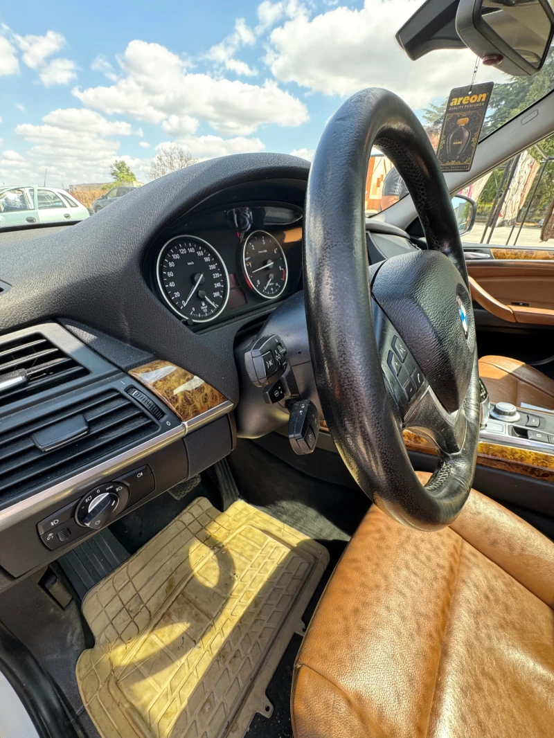 BMW X5 3.0 d SD XDrive, снимка 12 - Автомобили и джипове - 51829195