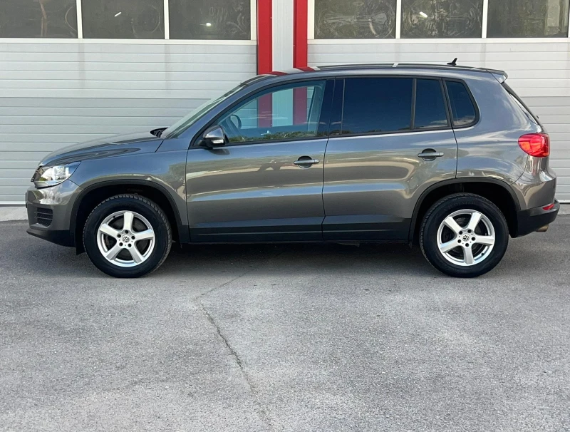 VW Tiguan 2.0TDI HIGHLINE 4MOTION NAVI KLIMATRONIK EVRO 5B, снимка 6 - Автомобили и джипове - 51535288