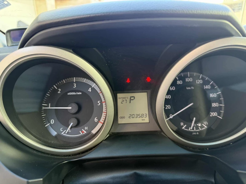 Toyota Land cruiser, снимка 11 - Автомобили и джипове - 51772059