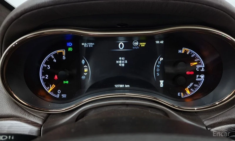 Jeep Grand cherokee, снимка 8 - Автомобили и джипове - 52879771