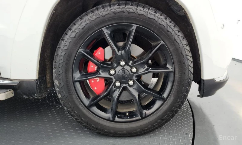 Jeep Grand cherokee, снимка 5 - Автомобили и джипове - 52879771