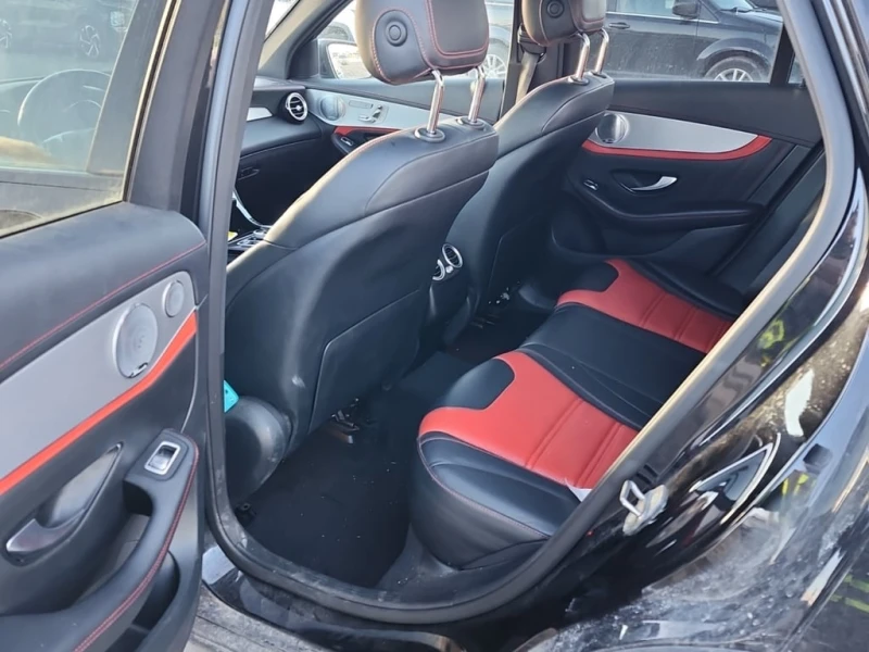Mercedes-Benz GLC 2019 AMG 63 S * БЕЗ ПЪРВОНАЧАЛНА ВНОСКА, снимка 12 - Автомобили и джипове - 52980312