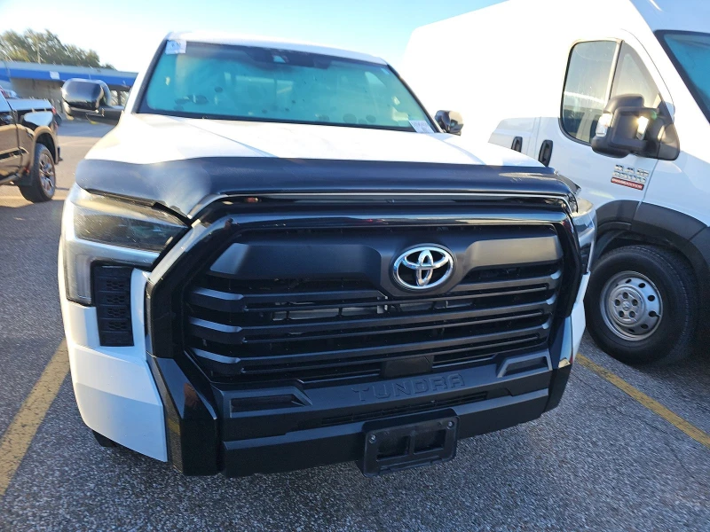 Toyota Tundra, снимка 2 - Автомобили и джипове - 53200452