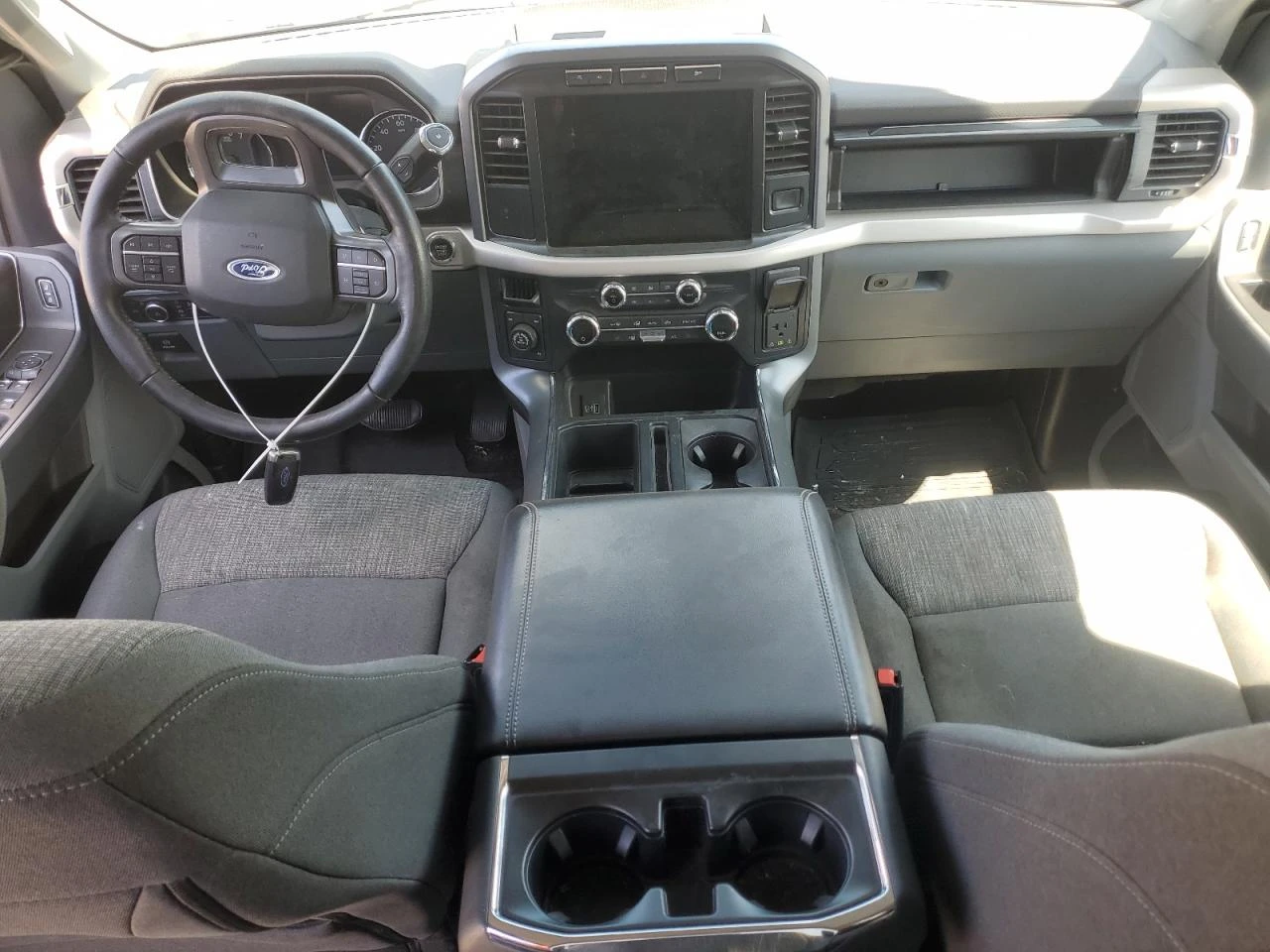 Ford F150 SUPERCREW 4X4 - изображение 8