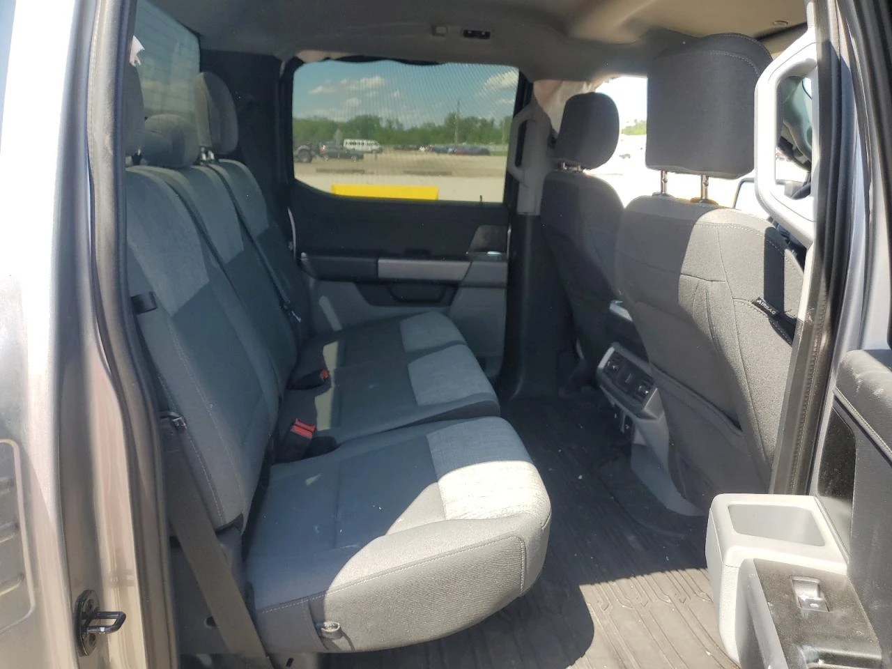 Ford F150 SUPERCREW 4X4 - изображение 10