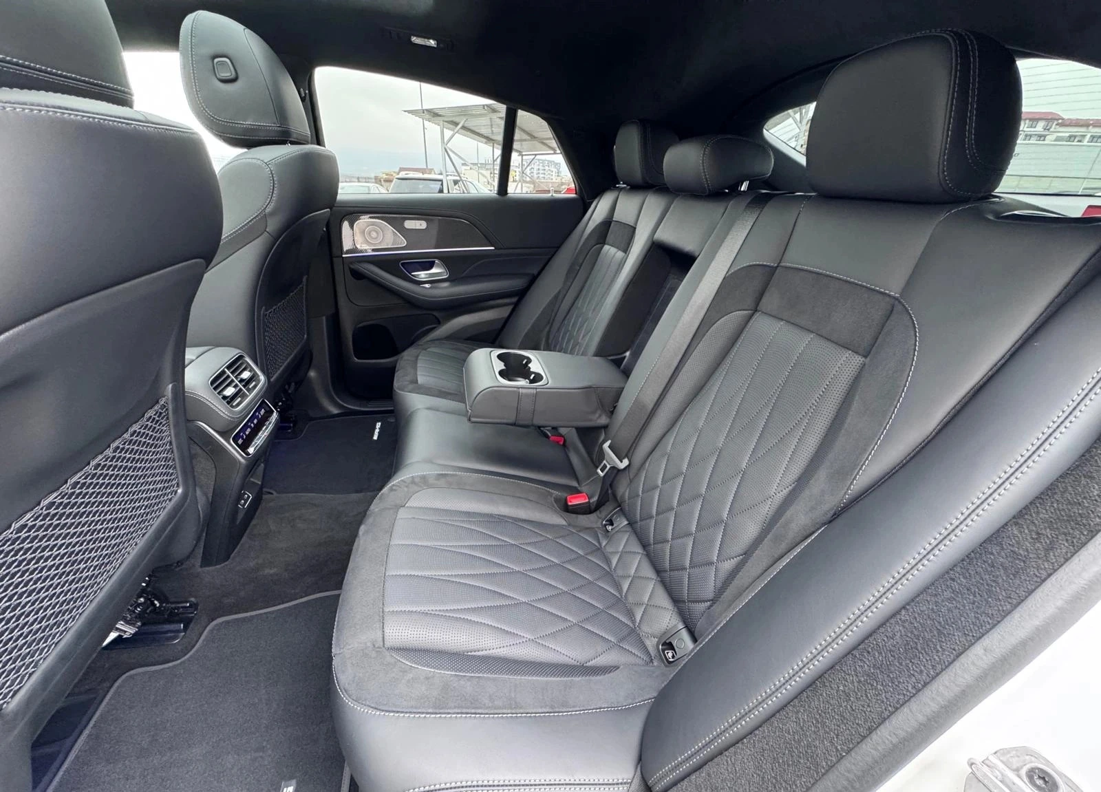 Mercedes-Benz GLE 63 S AMG 4Matic+ Coupe - изображение 9