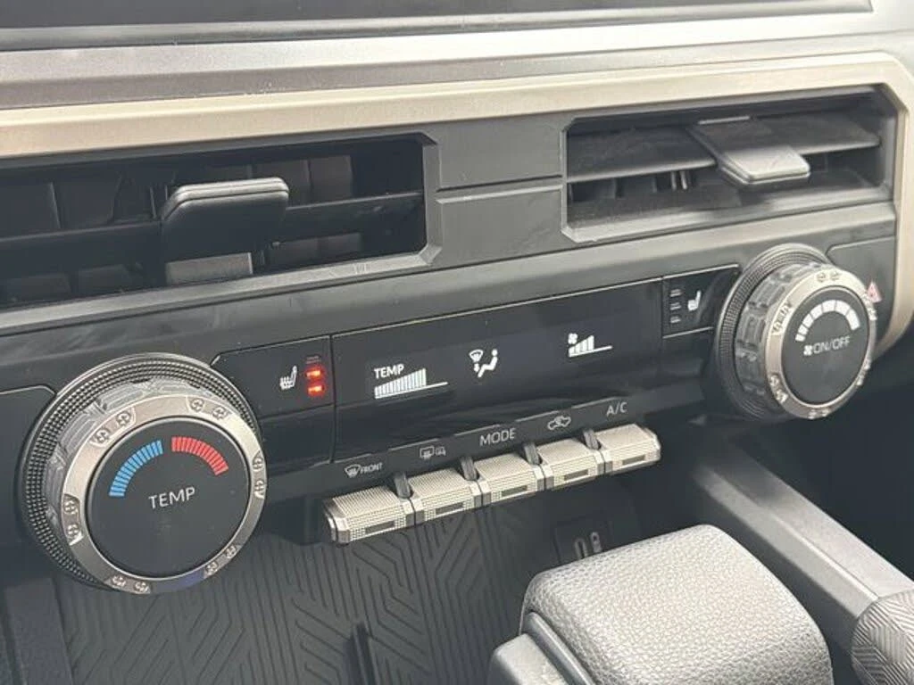 Toyota Tacoma АвтоКредит* (ЦЕНА ДО БГ), снимка 9 - Автомобили и джипове - 54140775