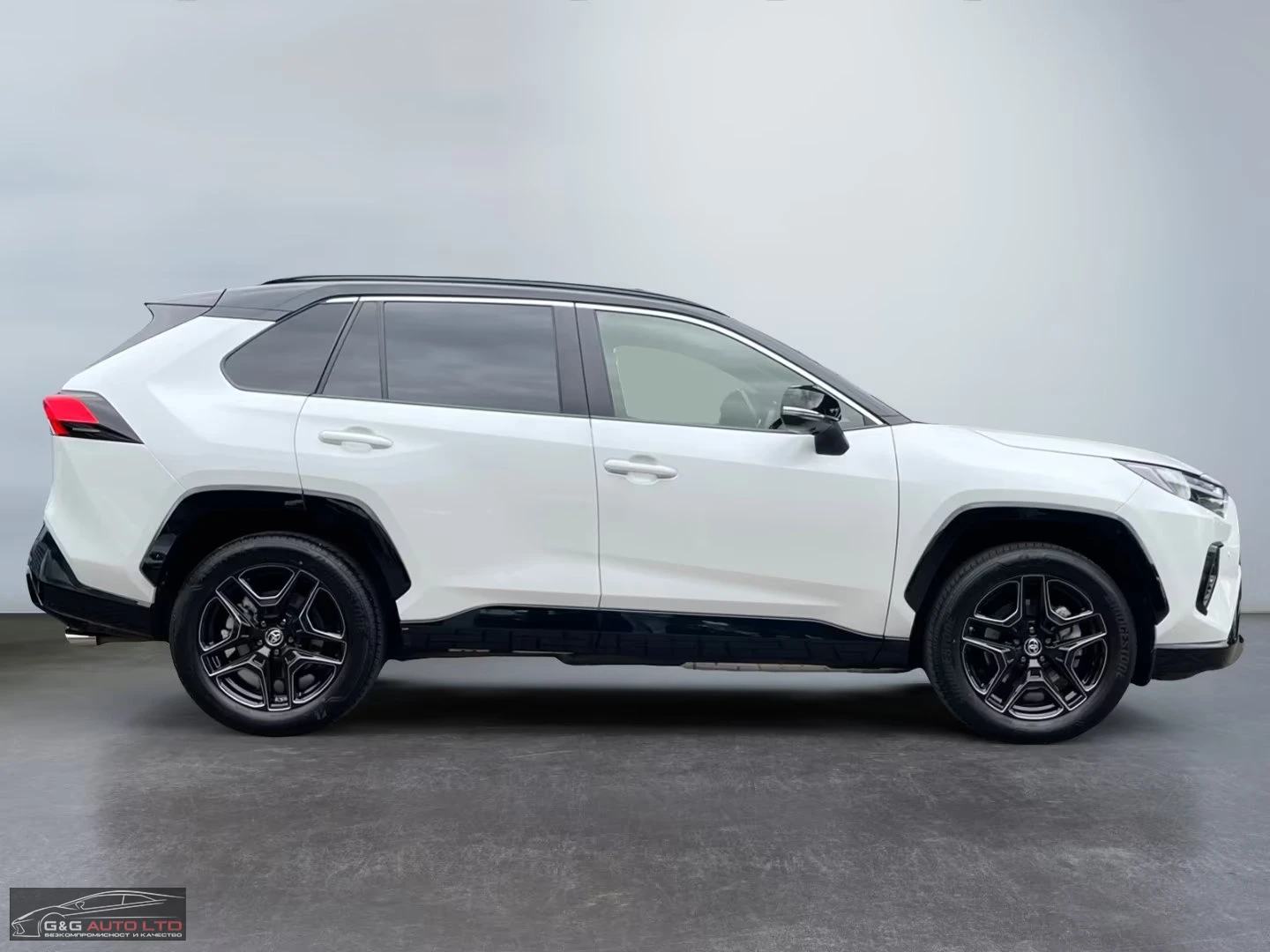 Toyota Rav4 2.5PHEV/GR-SPORT/222HP/4X4/360/JBL/HUD/KLESS/376z | Mobile.bg � ����������� 6