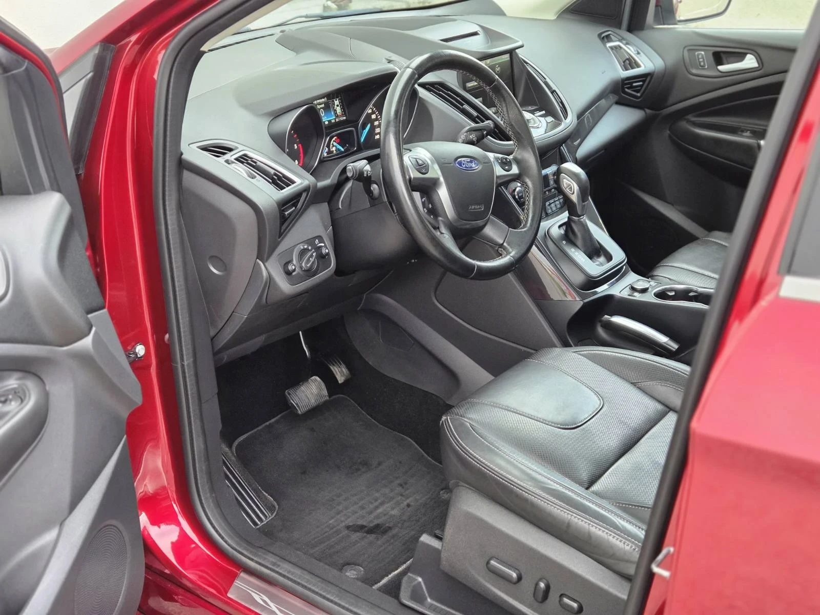 Ford Kuga Titanium X 2016г. FULL EXTRAS, снимка 10 - Автомобили и джипове - 54622394