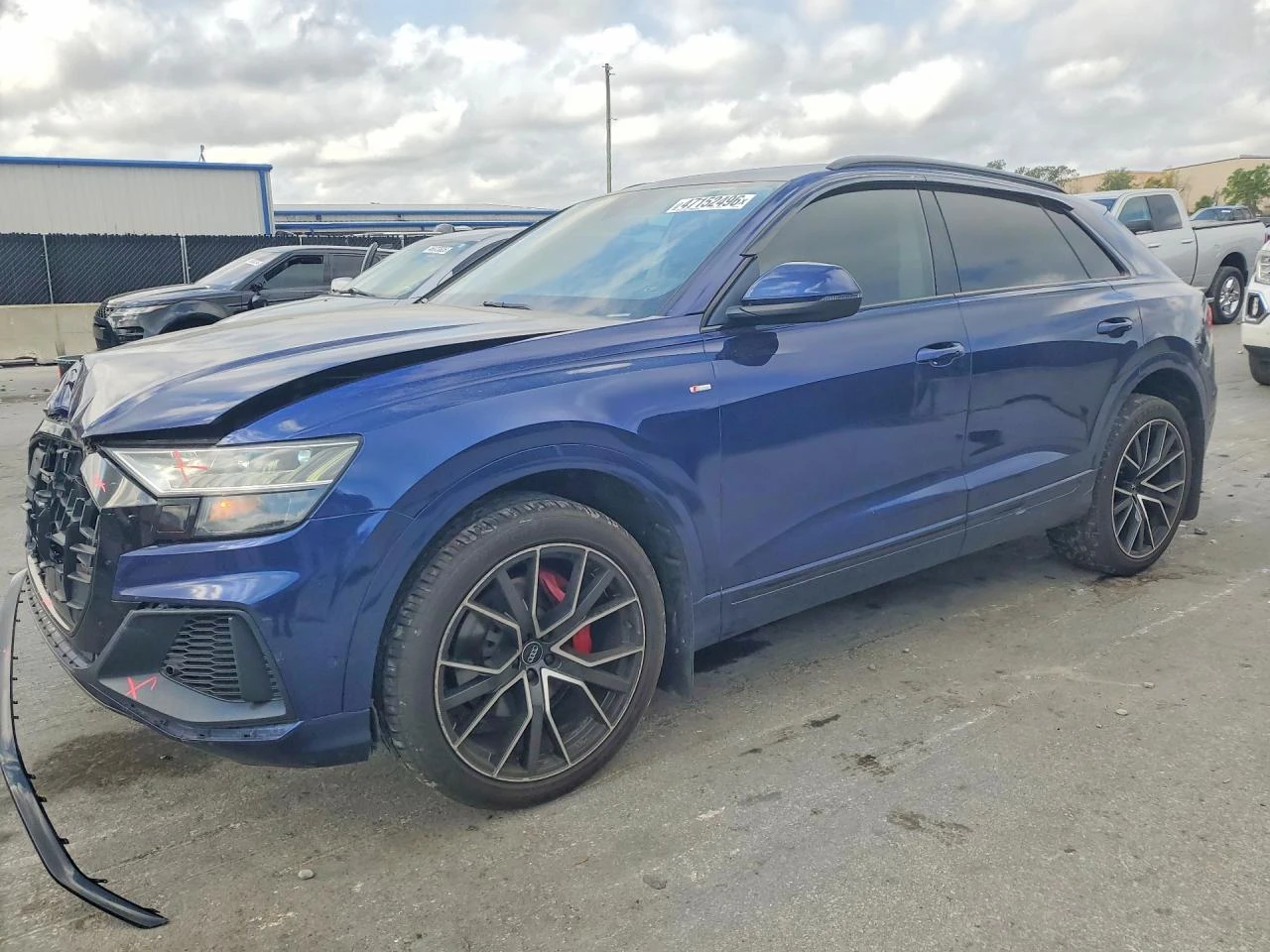 Audi Q8 PREMIUM PLUS S-LINE* AWD* ЛИЗИНГ* ОБДУХ* ПАНО